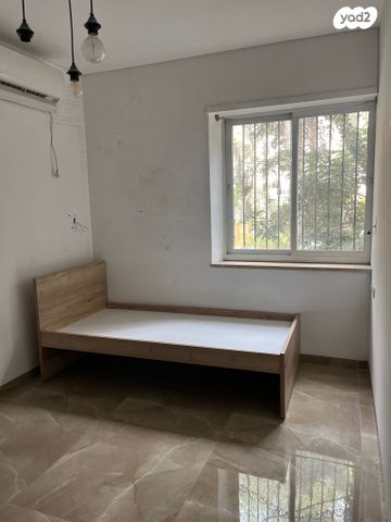 דירת גן, אבן עזרא, רחביה, ירושלים