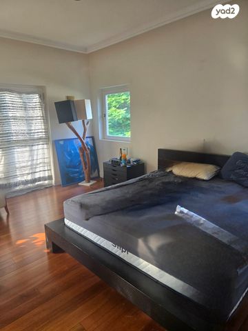 בית פרטי/ קוטג', חופית