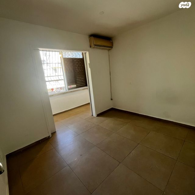 דירה, משה שרת, גן שמואל, קרית מלאכי