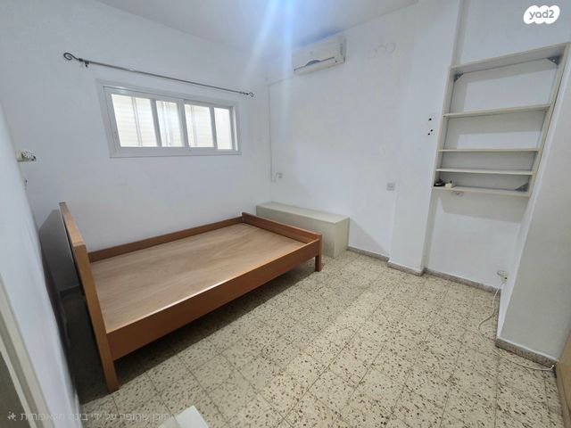 דירה, ז'בוטינסקי 4, מרכז העיר, חדרה