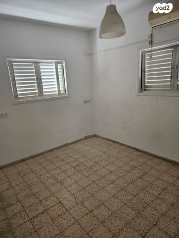 דירה, דוד פרנקפורטר, פתח תקווה