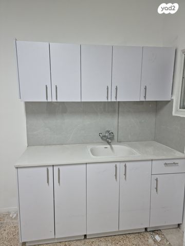 טשרניחובסקי 26