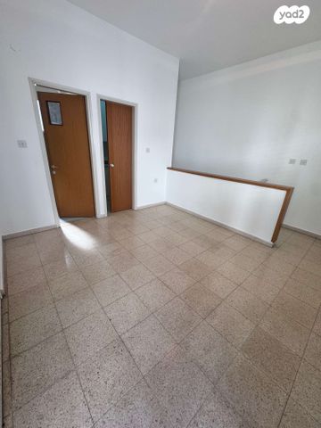 דירה, עוזיאל, רמת גן