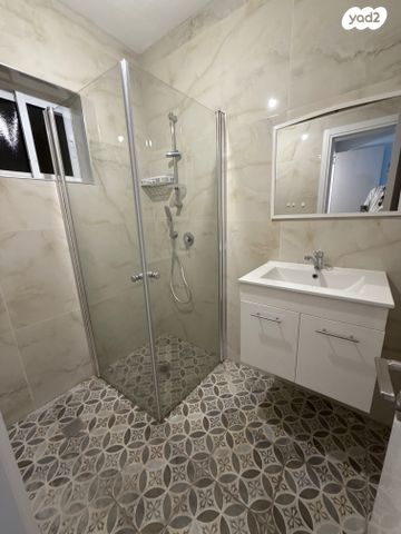 דירה, הראשונים, רובע א', אשדוד