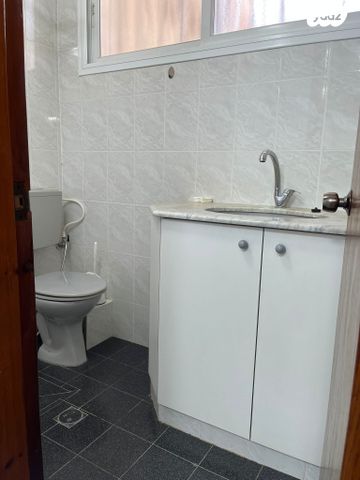 יחידת דיור, אבן גבירול, רחובות