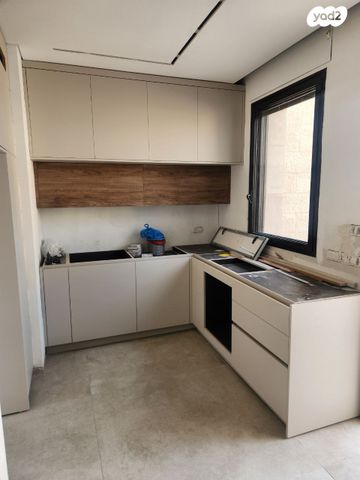 דירה, עמינדב, גבעת חנניה, אבו תור, ירושלים