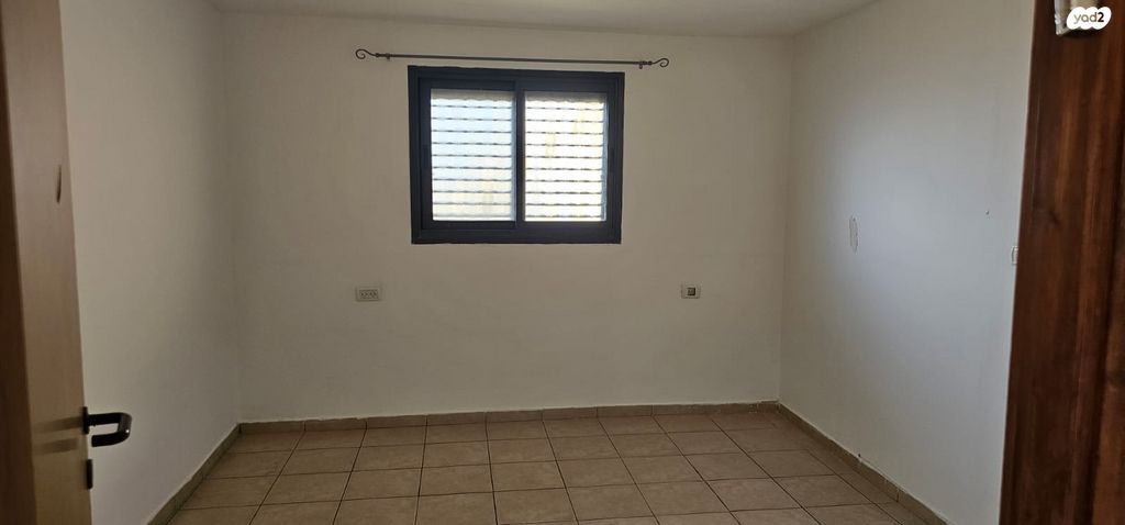 יחידת דיור, הרותם, ברקן, ברקן