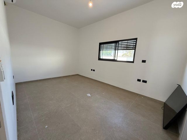 בית פרטי/ קוטג', רחוב