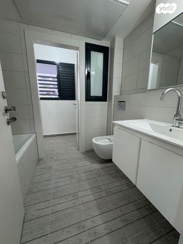 דירה, כרמי הנדיב, אחוזת רוטנר, קרית מלאכי