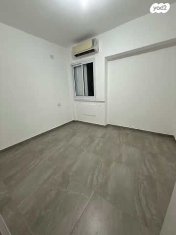 דירה, הראשונים, רובע א', אשדוד