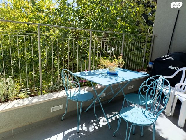 דירת גן, ניות, ניות, ירושלים