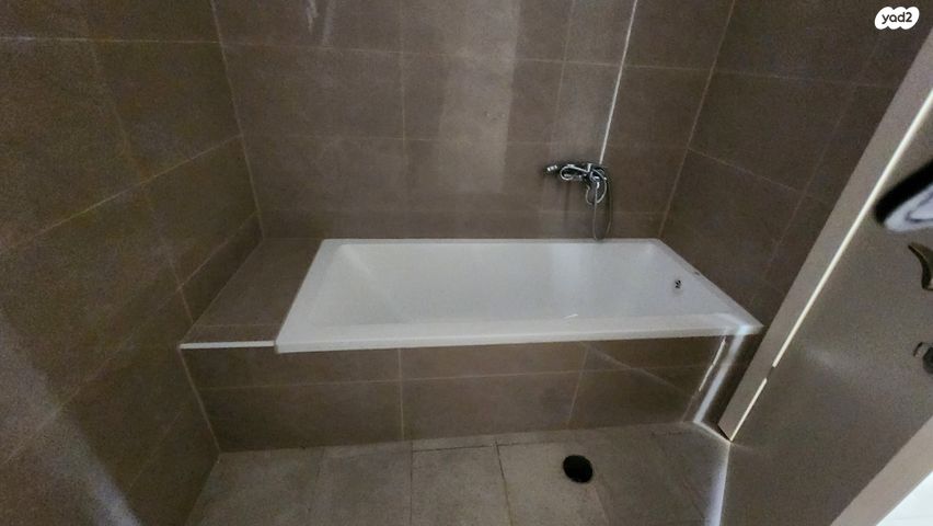 דירה, קרני שומרון