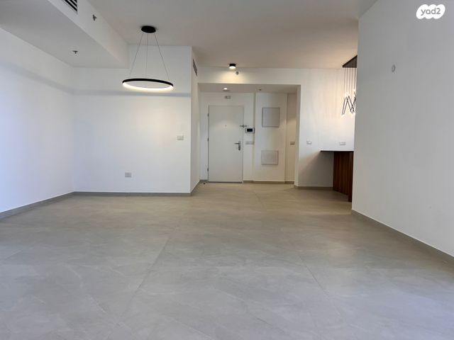 דירה, אייזיק רמבה 7, נוף הטיילת, נתניה