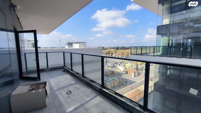 משרדים, בנימינה גבעת עדה