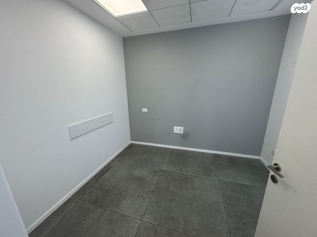 משרדים, ההגנה 13, מב"ת מערב, אזור תעשייה חדש, ראשון לציון