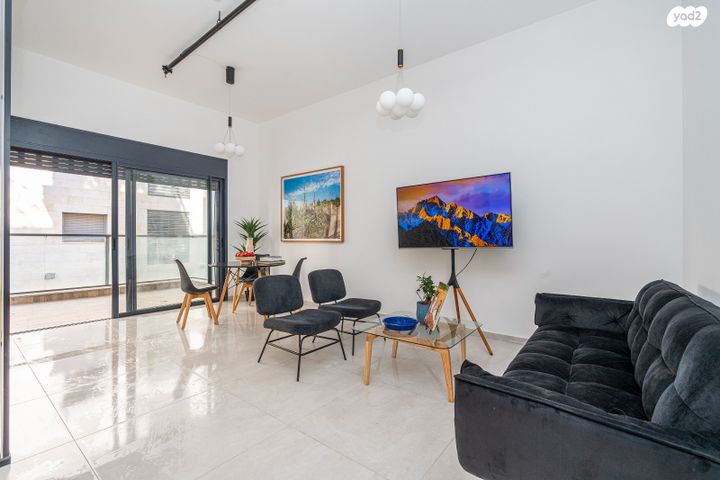 משרדים, פרדס חנה כרכור