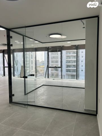 משרדים, משכנות האומנים, קרית מוצקין