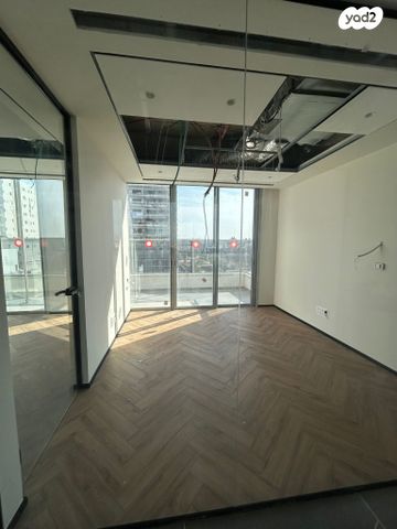 משרדים, עפולה