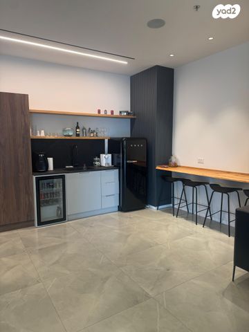 משרדים, הכישור, חולון