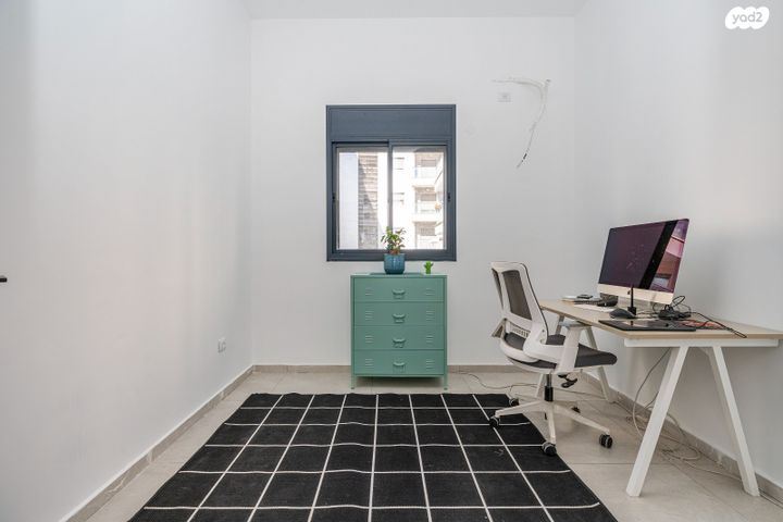 משרדים, פרדס חנה כרכור