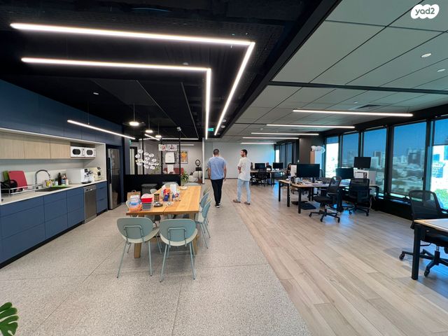 משרדים, דרך מנחם בגין, תל אביב יפו