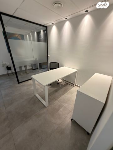 משרדים, מב"ת מערב, אזור תעשייה חדש, ראשון לציון