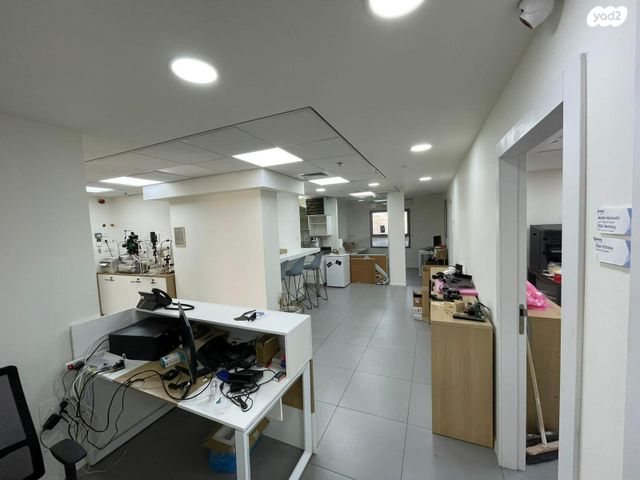 משרדים, הנביאים 8, חיפה