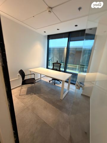 משרדים, מב"ת מערב, אזור תעשייה חדש, ראשון לציון