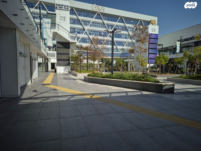 חנויות/ שטח מסחרי, ילדי טהרן, מב"ת מערב, אזור תעשייה חדש, ראשון לציון