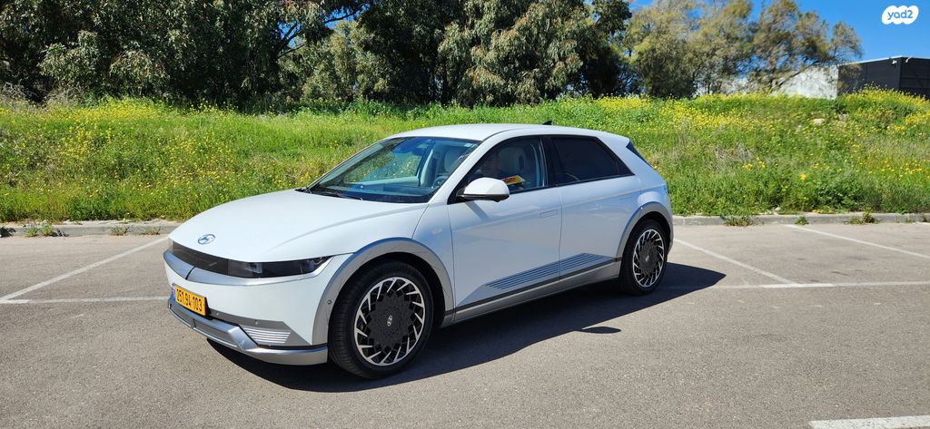 יונדאי איוניק 5