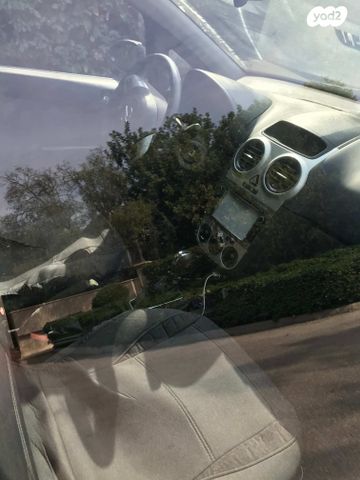 קורסה Enjoy אוט׳ 5 דל 1.4 (100 כ״ס) [2010-2011]