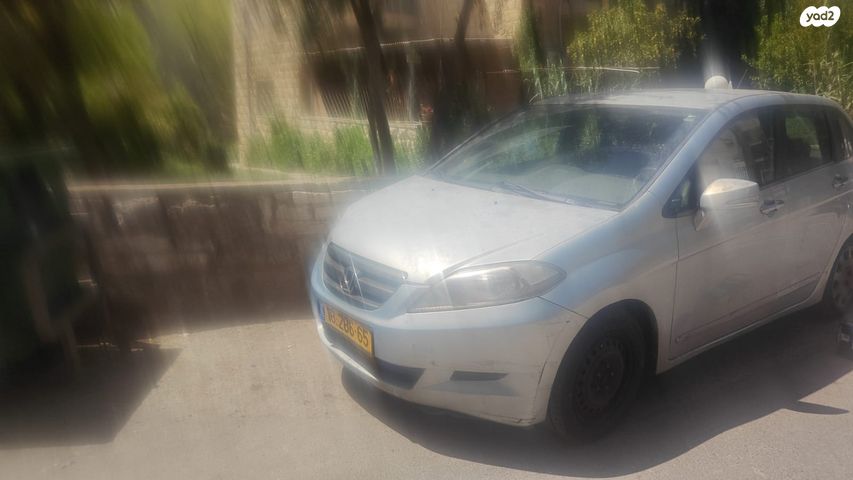 מודעת רכב הונדה FR-V