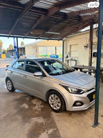 מודעת רכב יונדאי i20