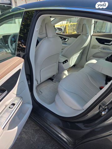 מרצדס-בנץ EQE