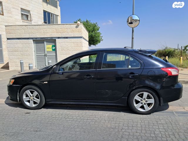 מודעת רכב מיצובישי לנסר