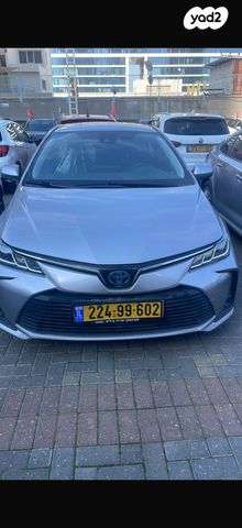 מודעת רכב טויוטה קורולה