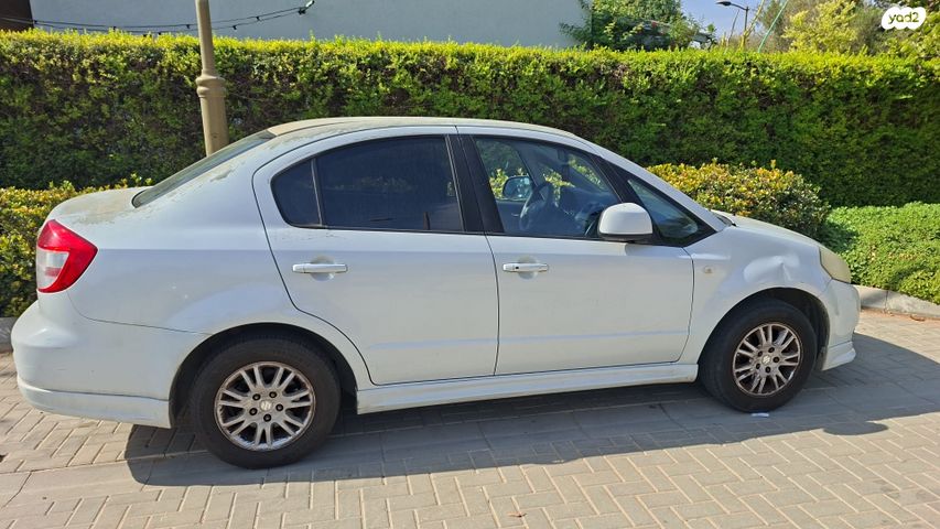 סוזוקי SX4