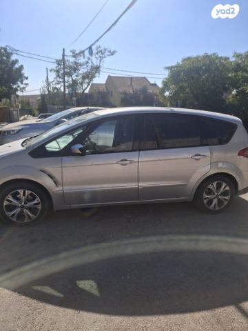 מודעת רכב פורד S-מקס