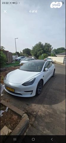 מודעת רכב טסלה מודל 3