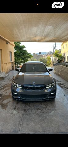 מודעת רכב ב מ וו סדרה 3