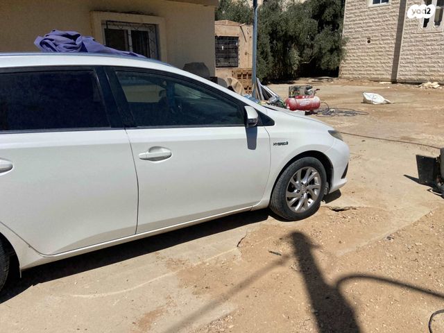 מודעת רכב טויוטה אוריס