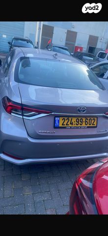 טויוטה קורולה