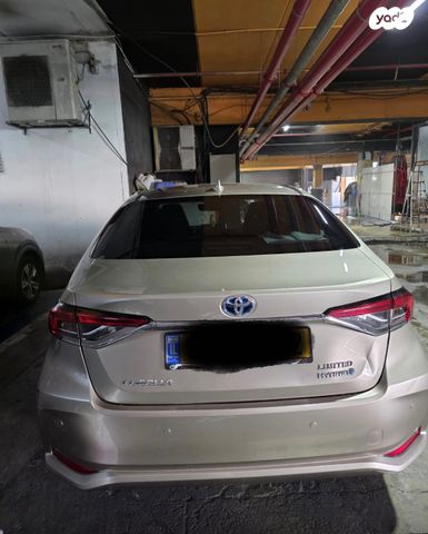 טויוטה קורולה