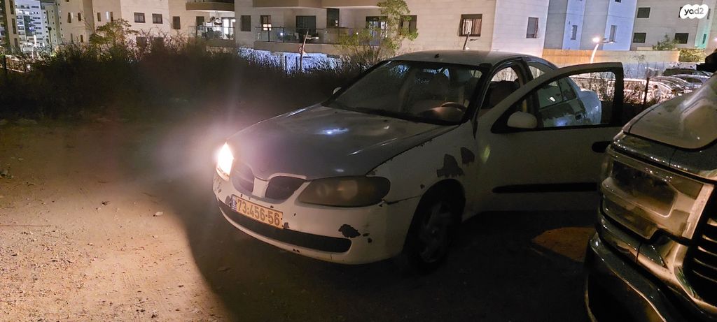 ניסאן אלמרה