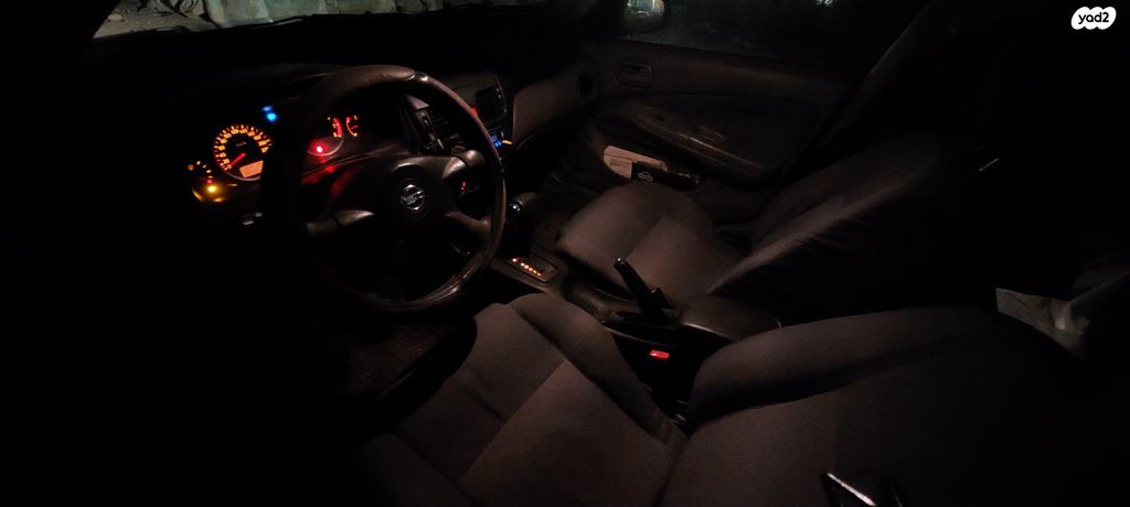 ניסאן אלמרה