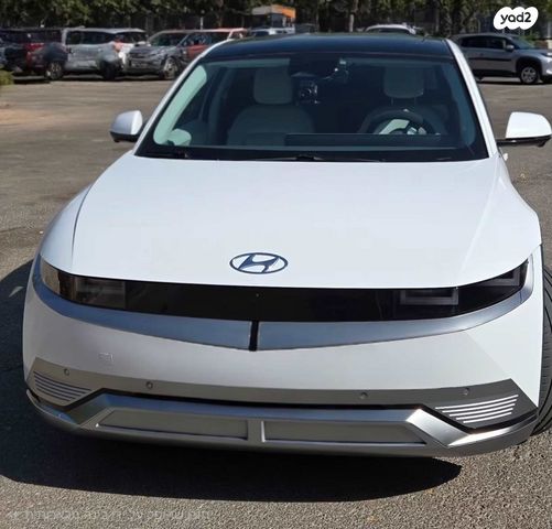 יונדאי איוניק 5