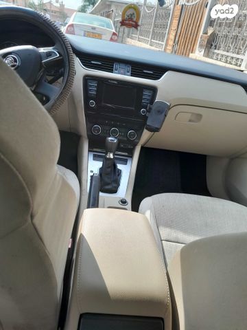 סקודה אוקטביה 