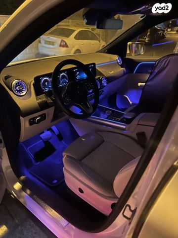 מודעת רכב מרצדס-בנץ EQA