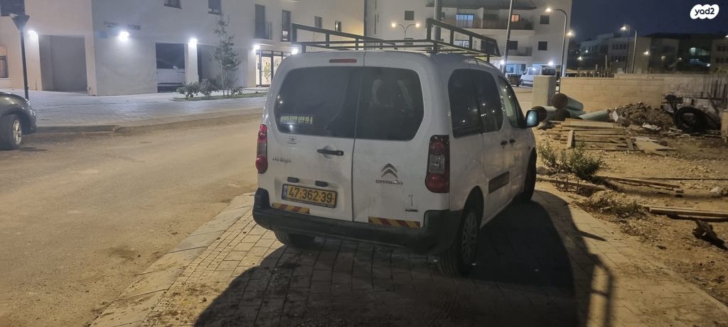 מודעת רכב סיטרואן ברלינגו