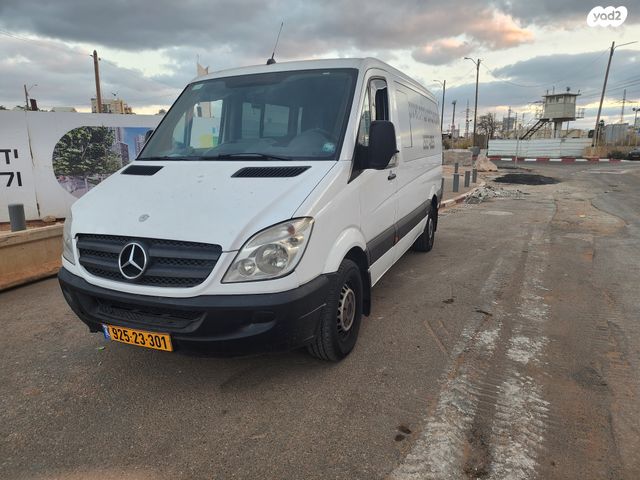 מודעת רכב מרצדס-בנץ ספרינטר